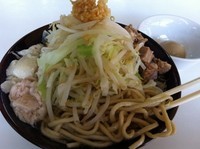 「どんでん（全増し） 680円」@麺堂 どんでんの写真