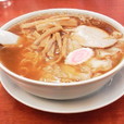 ワンタンメン　麺２玉　800円