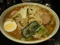 「野菜ラーメン中盛　￥580　(クーポンで￥200引き）」@中華そば・もりそば  さい。の写真