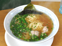 「甲純黄金拉麺」@MENYA 食い味の道有楽の写真