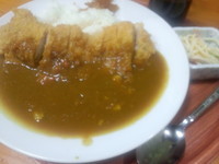 「カツカレー（￥700）ミニサラダ付き」@奥州白河ラーメン ○政の写真
