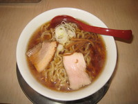 「喜多方らーめん（醤油・中盛）」@麺や 七彩の写真