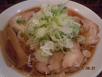 「チャーシューめん780円＋薬味ねぎだく100円」@佐野ラーメン こまちゅ屋の写真