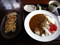 「ねぎにら餃子（６個）３００円＋ねぎにらカレー」@宇都宮ねぎにら餃子の写真