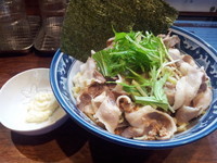 「肉そば　［大盛］　８００円」@中華そば 旋の写真