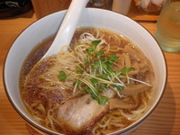 「昔ながらの醤油らぁ麺（６８０円）」@麺や ひだまりの写真