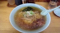 「ラーメン（大盛り）」@手押し餃子 手もみラーメン 平塚の写真