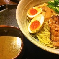 「黒胡麻つけ麺+烏龍茶たまご」@和の中の写真