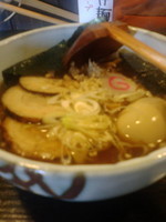 「特製そば醤油（全粒粉・平）」@中華そば 花菱の写真