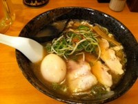 「鶏白湯ラーメン」@麺や 多だ屋の写真