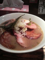 「喜元門醤油￥720円（ﾁｬｰｼｭｰ２枚増し￥200円）」@喜元門 本店の写真