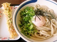 「(冷)温玉ぶっかけ(530円)+ちくわ天」@たもん庵 柏の葉店の写真