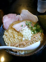 「とりそば1号700円＋大盛100円＋叉焼200円」@麺堂 稲葉の写真