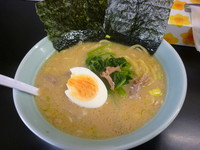 「正油ラーメン並（630円）」@横浜ラーメン ながせ家の写真