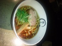 「醤油ラーメン」@らーめん愉悦処 鏡花の写真