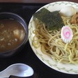 濃厚魚介豚骨つけ麺　８００円