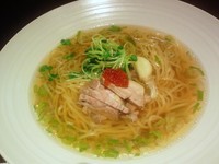 「なる家コク旨黄ソバ　６５０円」@麺処なる家の写真