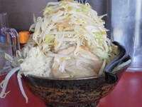 「ラーメン中」@麺や 唯桜の写真