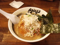 「しょうゆラーメン大盛り　690円＋0円」@らーめんBUBUの写真