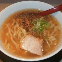 「喜多方らーめん（朝らー 塩味）600円」@麺や 七彩 東京駅の写真