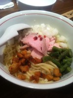 「牛あぶらそば」@麺屋じもとの写真