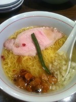 「牛骨らあめん（塩）」@麺屋じもとの写真