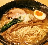 「八つ葉ラーメン700円大盛無料」@麺匠 八つ葉の写真