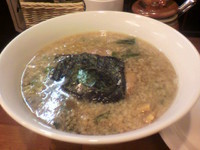 「ラーメン（600円）＋替え玉（100円）」@ちゃっちゃラーメン 茂の写真