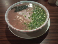 「ラーメン＋替え玉×2（650円＋150円×2）」@とんこつラーメン一真軒の写真