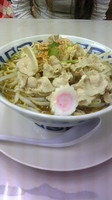 「ラーメン（並盛）野菜、にんにく、玉ねぎ増し」@らーめん 麺太郎の写真