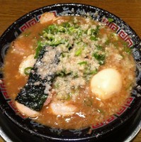 「とんこつラーメン（￥700）＋特製半熟味玉（￥100）」@無鉄砲 大阪店の写真