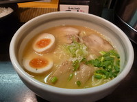 「塩味玉」@らーめん まぜそば てっぺん 名古屋本店の写真