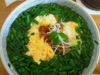 「ニラ卵ラーメン 760円、アイスコーヒー（サービス）」@中華料理 龍鳳園の写真