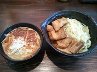 「海老香味つけ麺(900円)+あぶりﾁｬｰｼｭｰ(250円)」@麺や 蒼 AOIの写真