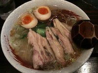 「鶏らーめん＋煮玉子（￥800＋￥100）」@らーめん 中々の写真