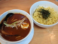 「Wスープのカレーつけ麺」@魔女のカレーの写真