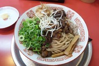 「＜限定＞汁なし牛麺＋替え飯」@ラーメン たんろん 本店の写真