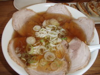 「チャーシューメン（醤油）、餃子」@らーめん榎穏の写真