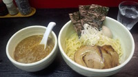 「特製醤油つけめん(￥950)大盛(麺2玉で320g)」@湘丸の写真