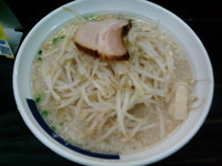 「雪ラーメン大盛+もやし」@山手 別館の写真