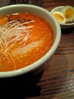 「辛味噌らーめん＋香味玉子」@らーめん 山頭火 日本橋店の写真