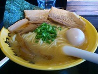 「特製らーめん金」@麺処 寅路の写真