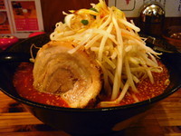 「辛味噌らあめん（ものすごい辛く）+モヤシ=800円」@一心軒の写真