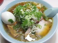 「醤油野菜ラーメン＋茹でたまご」@駅前ラーメン ひげの写真