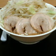 ラーメン中盛り＋豚