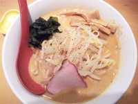 「冷やし味噌カレー牛乳らーめん」@麺匠 喜楽々の写真