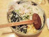 「もん吉らぁーめん（しょうゆ、背脂3）」@チャッチャ系らーめん もん吉の写真