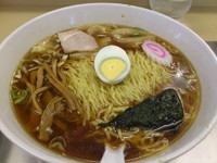 「ワンタン麺　800円」@中華そば 大咲の写真