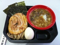 「【中華蕎麦とみ田】五年目の豚骨魚介 800+定番盛り 300」@大つけ麺博2011の写真