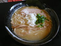 「とりそば￥700　大盛り￥100」@麺堂 稲葉の写真